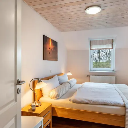 Ferienhof Paulsen - Regenpfeifer * Pellworm